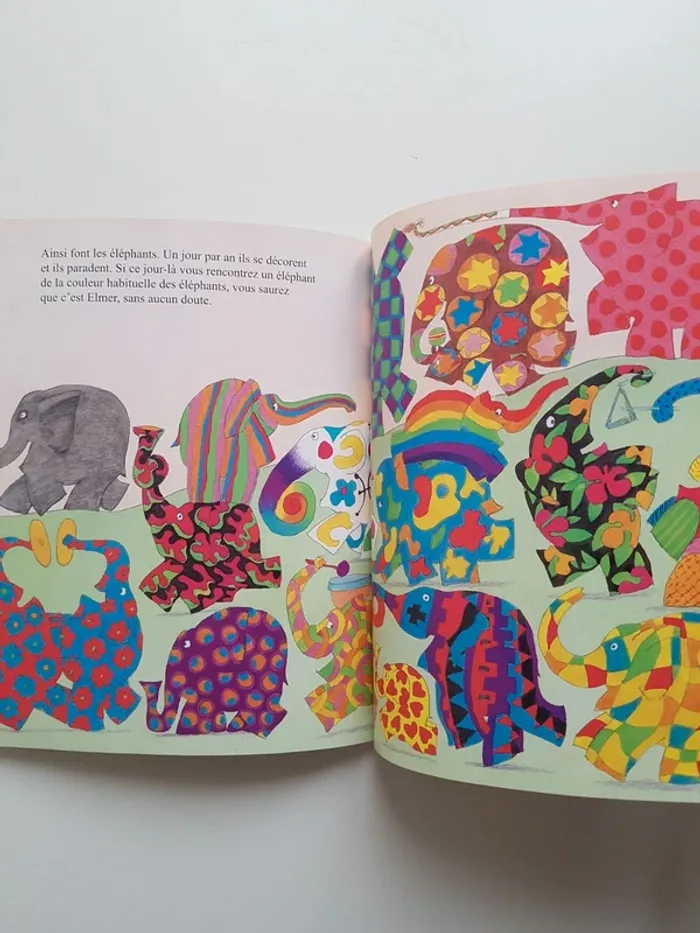 Livres École des loisirs Lutins et Minimax Elmer, lessive, dort - photo numéro 9