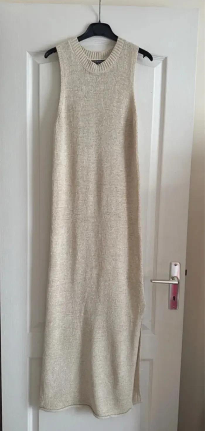 Robe longue beige sans manches - photo numéro 4