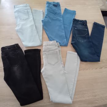 Lot 5 jeans fille 14 ans - Très bon état
