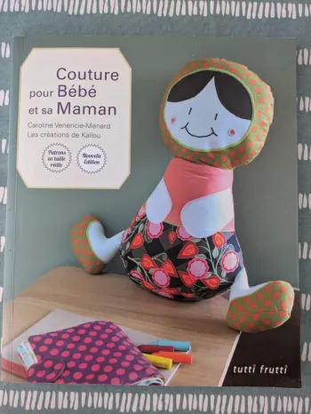Livre couture pour bébé et sa maman