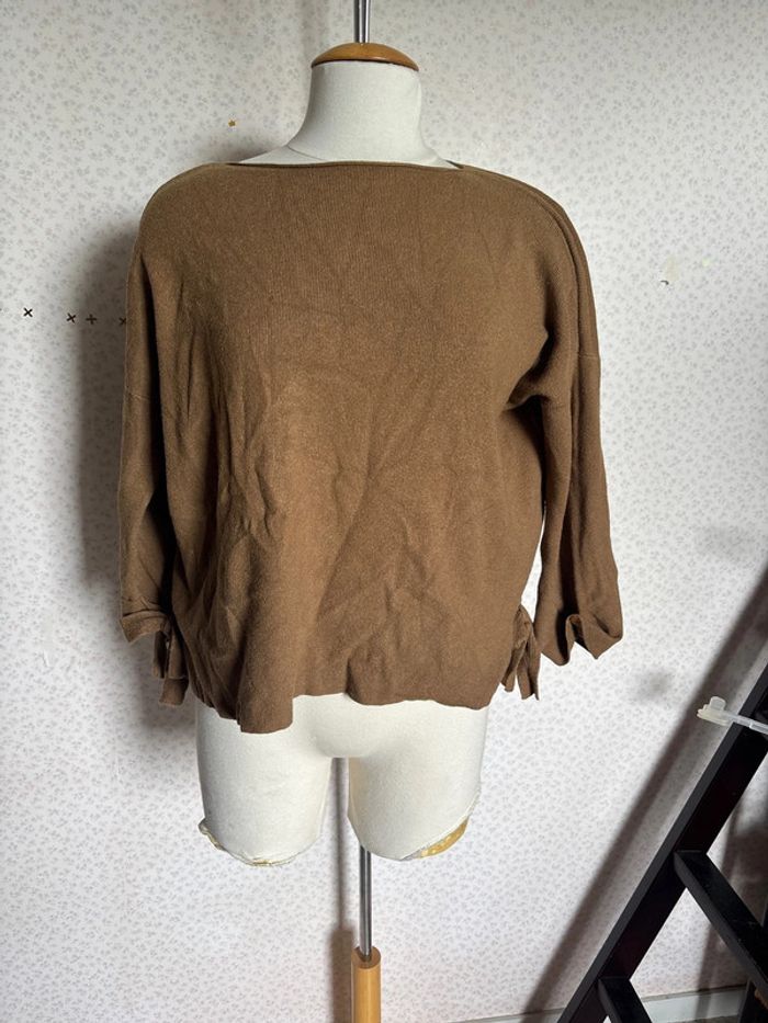 Pull leger taille 36-38 marque ky création