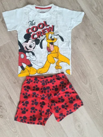 Pyjama 2 pièces Mickey taille 4-6 ans