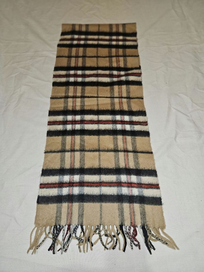 Écharpe burberry - photo numéro 4