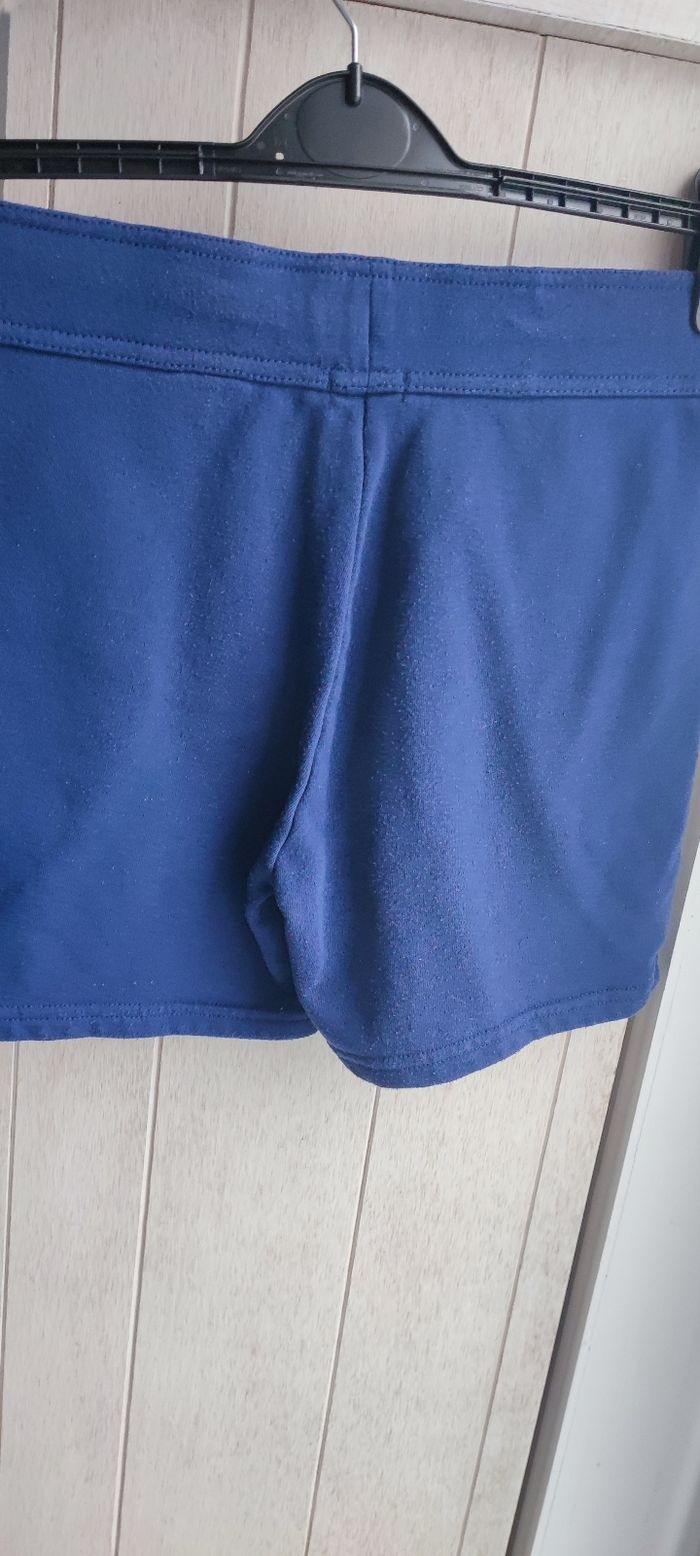 Short court - photo numéro 6
