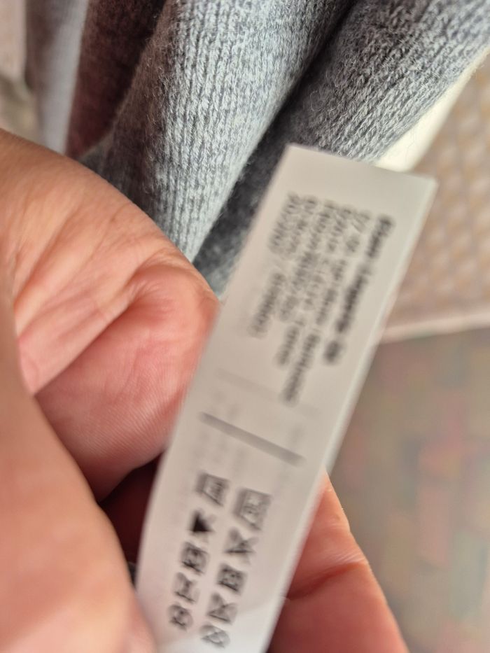 💕Jolie  Écharpe Grise Etam - Douceur Laine et Cachemire - NEUVE💕 - photo numéro 5