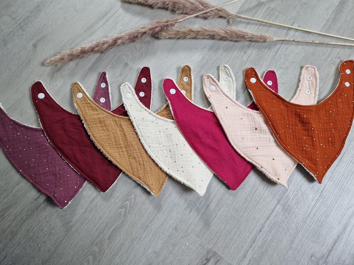 Lot 7 Bavoirs Bandana - photo numéro 2