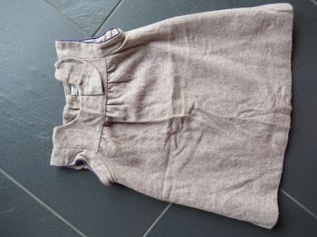 Robe Obaïbi 1 an / 12 mois + don d'un pull
