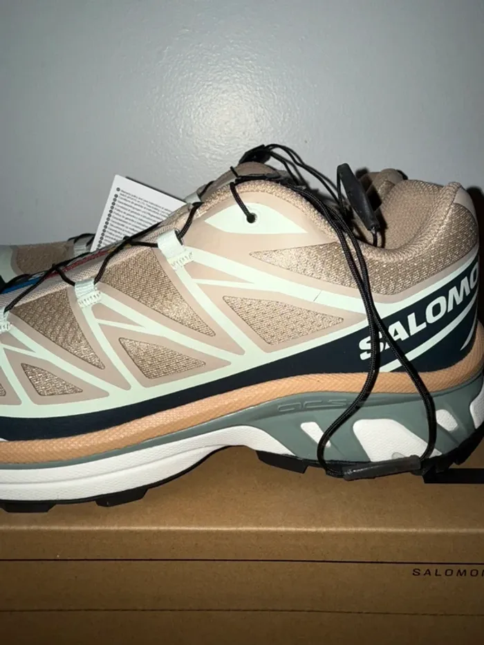 Chaussure Salomon XT-6 Beige, Verte Oxford Tan / Carbon / Clearly Aqua - photo numéro 4