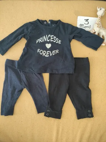 Ensemble haut + 2 leggings