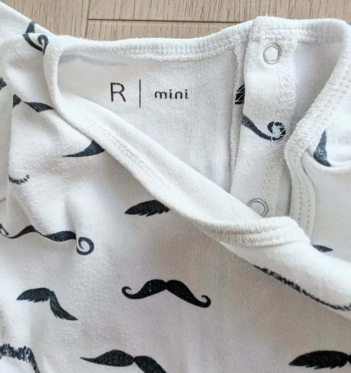 Lot de 2 pyjamas moustaches - photo numéro 7
