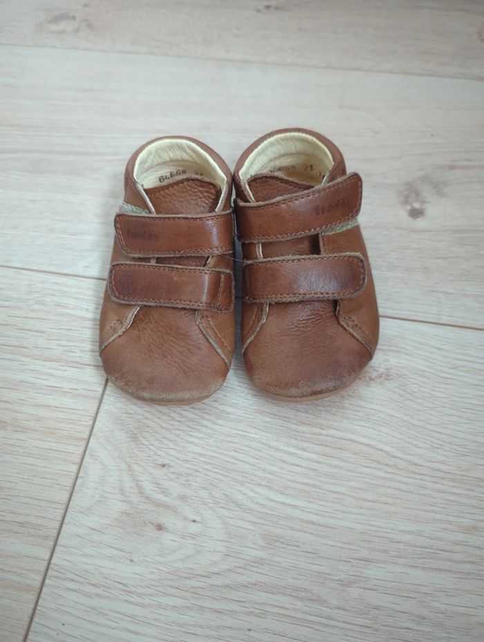 Chaussures froddo idéales pour les premiers pas