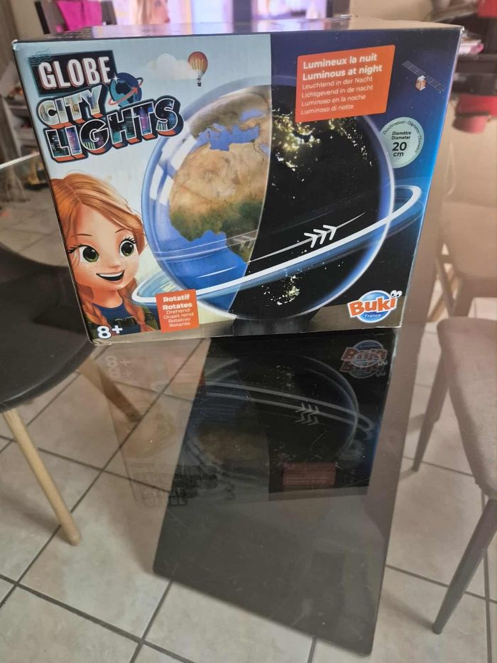 Globe city lights Buki lumineux la nuit rotatif - photo numéro 2