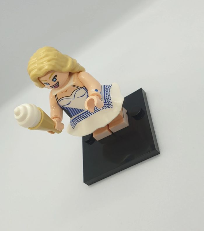 🎀 Figurine - Barbie - (Style Lego)🎀 - photo numéro 3
