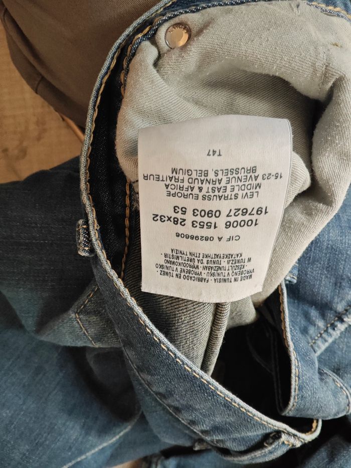 Jeans Levis - photo numéro 4