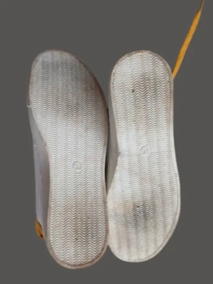 Baskets Chaussures plates - photo numéro 6
