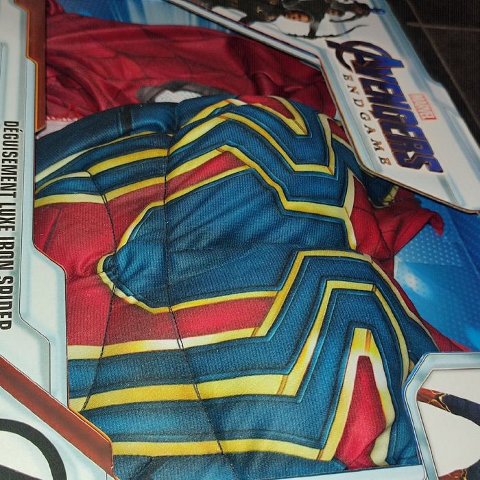 Déguisement luxe iron spider - photo numéro 4