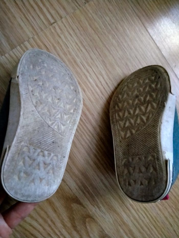 basket en jean. Freemouss
pointure 20 - photo numéro 7