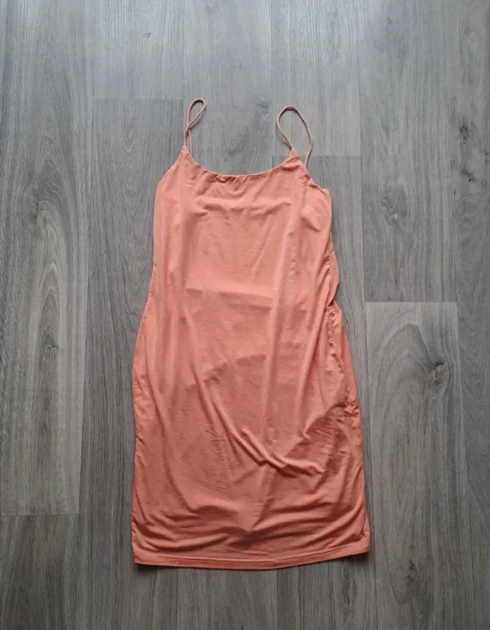 Robe d'été, doublée.
