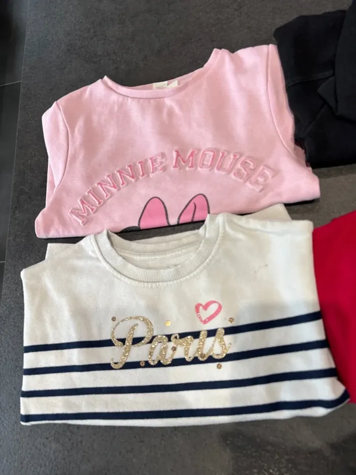 Lot vêtements fille 4 ans - photo numéro 8