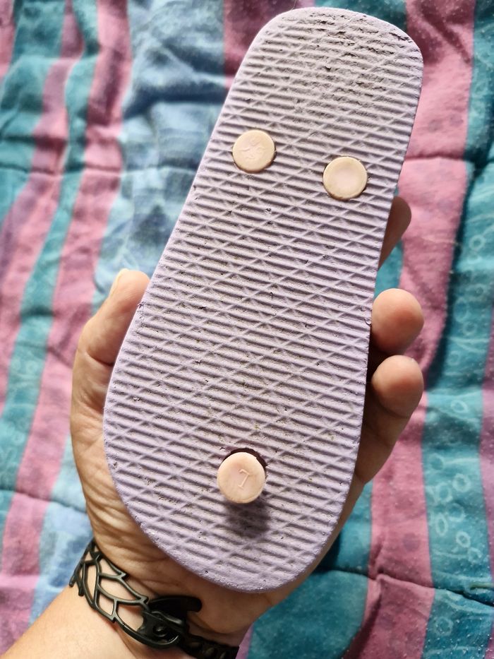 Jolies petites tongs sirène - photo numéro 5