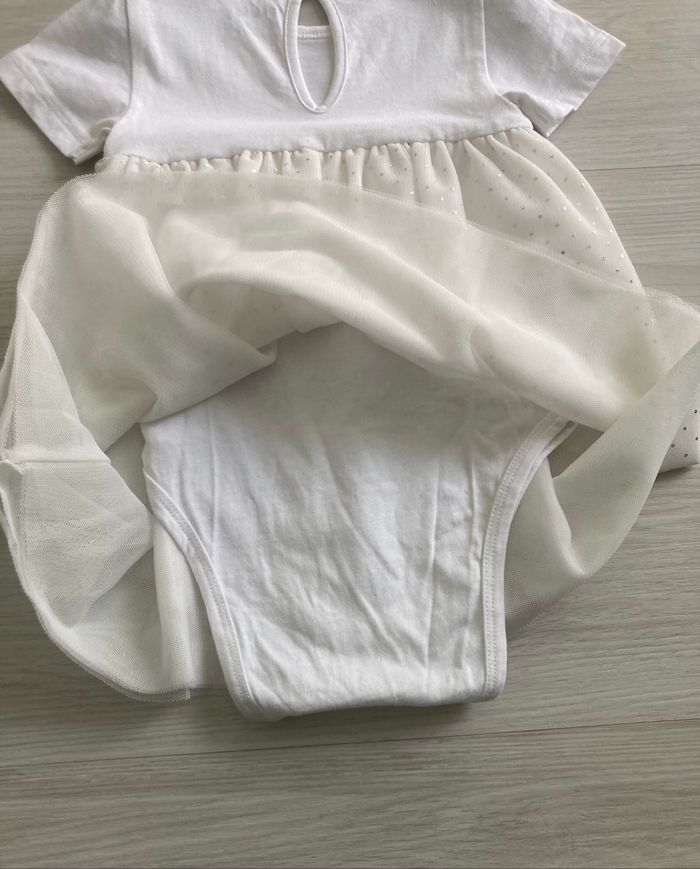 Robe cérémonie (23 mois) - photo numéro 4