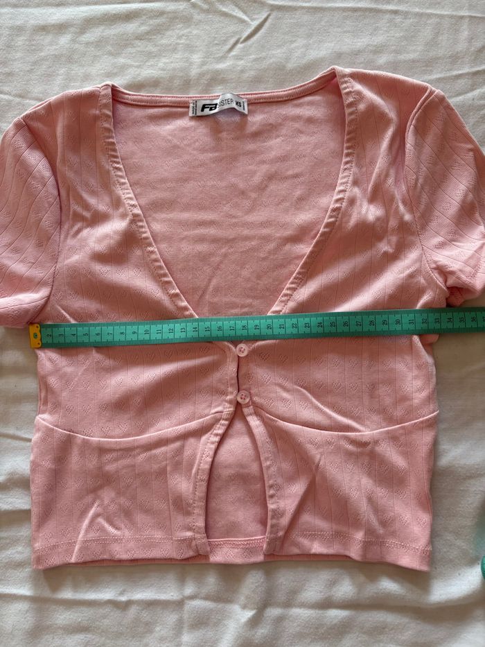 Top court décolleté rose pâle - photo numéro 5