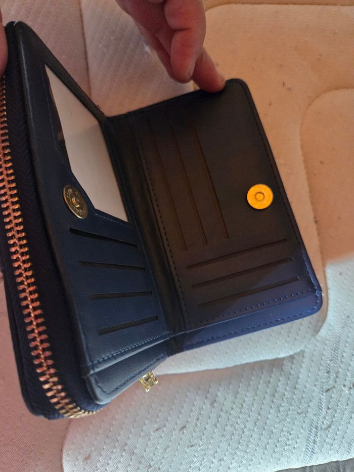 Porte feuille bleu Marine