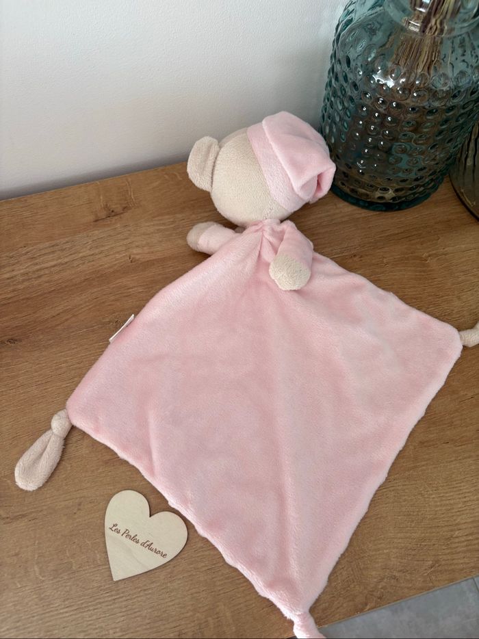 Doudou ours bonnet rose très bon état - photo numéro 6