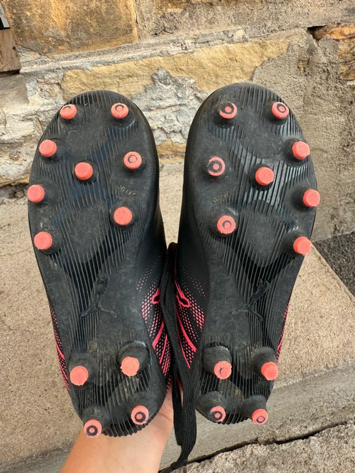 Crampons Puma pointure 30 - photo numéro 5