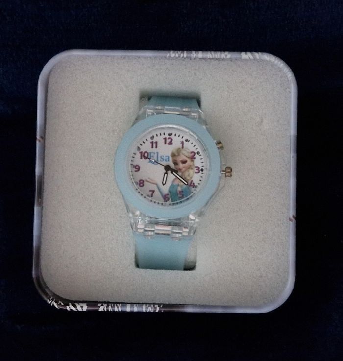 Montre Led la reine des neige bleu - photo numéro 2