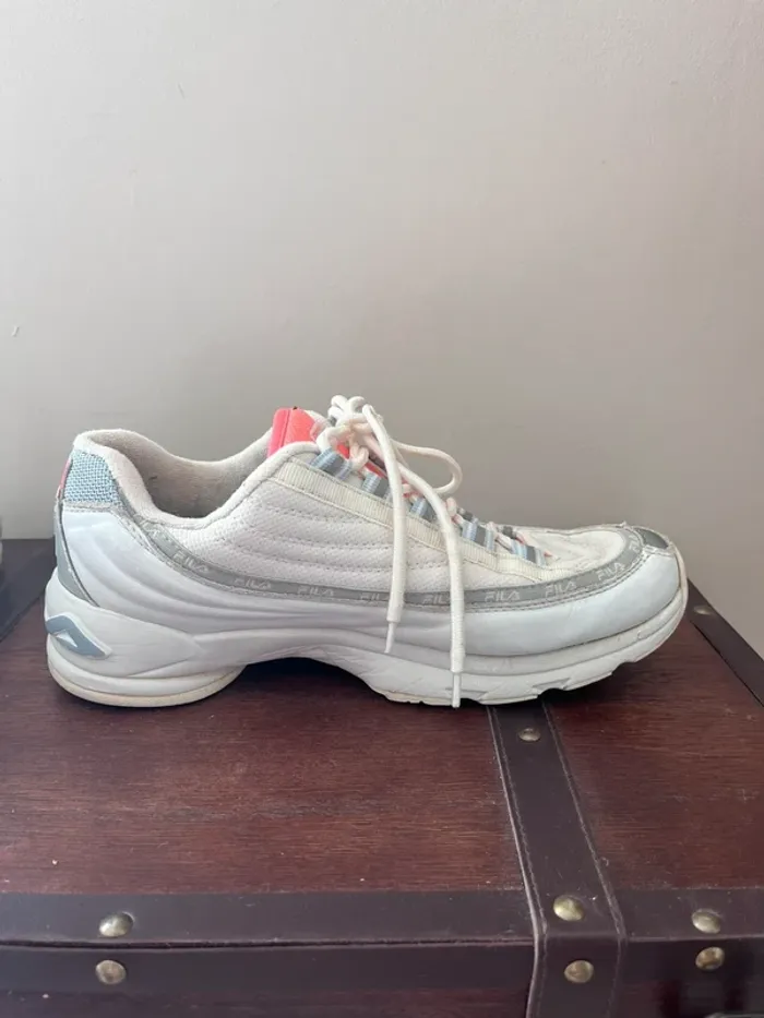 Baskets Fila blanches 40 - photo numéro 5