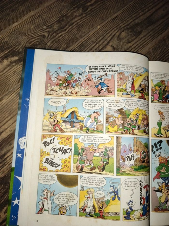 2 BD Astérix - photo numéro 7