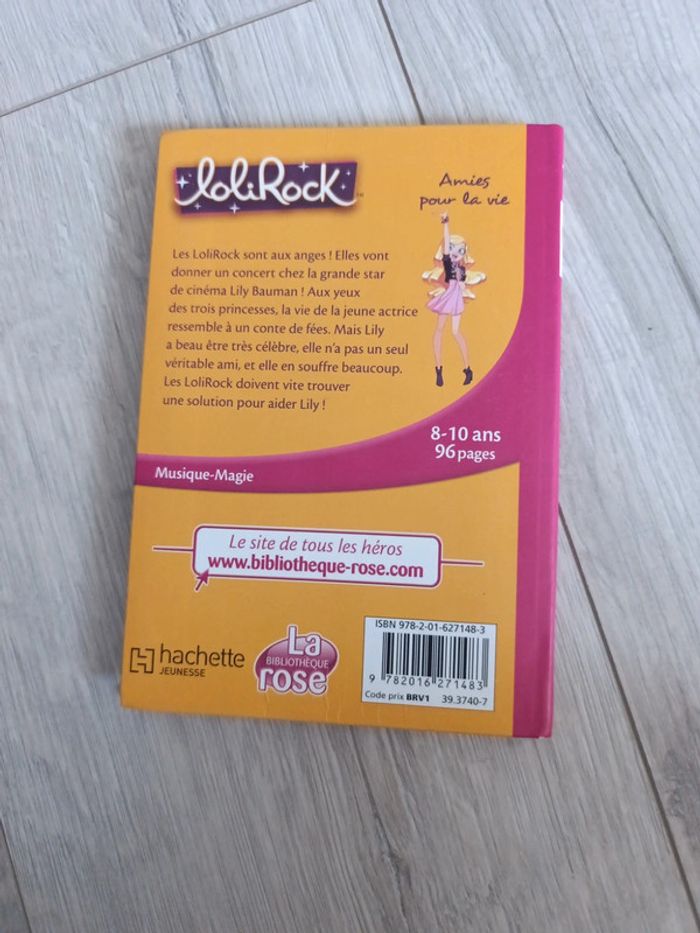 Livre lolirock - photo numéro 3