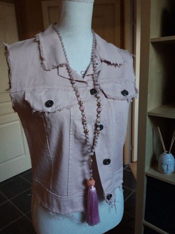 Veste en jean rose destroy neuve M