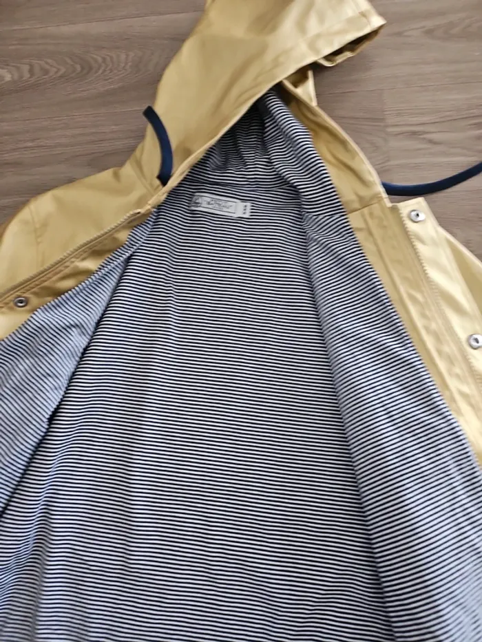 Imperméable dorée - photo numéro 3