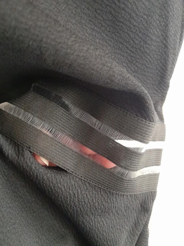 Robe noire neuve - photo numéro 3