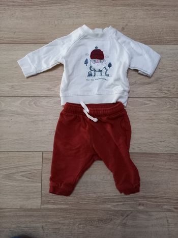 Ensemble pull + pantalon 3 mois