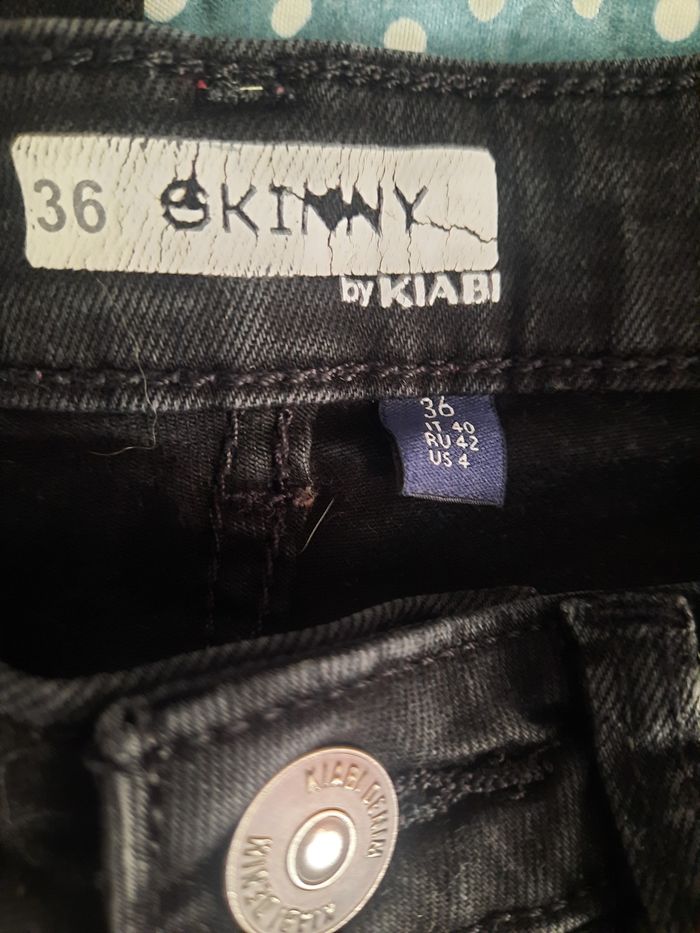 Vends jeans fille - photo numéro 3