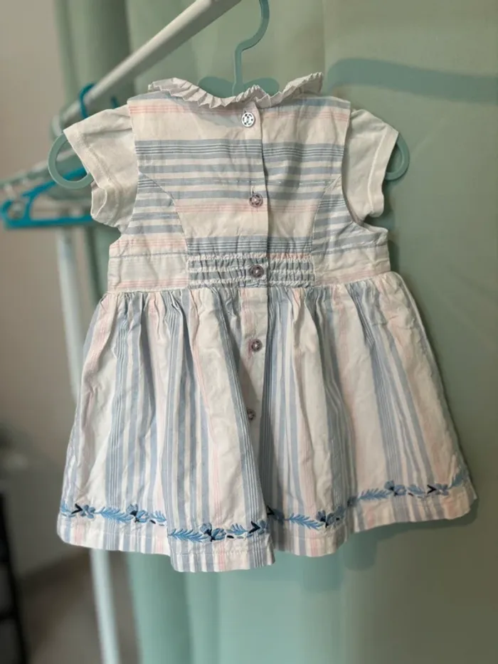Ensemble robe de cérémonie - photo numéro 3
