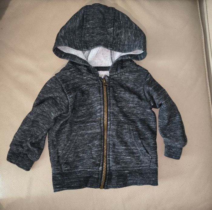 Lot veste à capuche - photo numéro 4