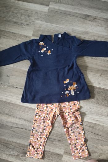 Ensemble tee shirt manches longues leggings