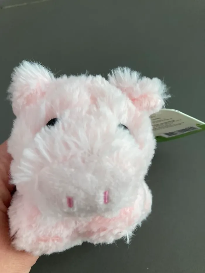 Peluche cochon neuve avec étiquettes - photo numéro 2