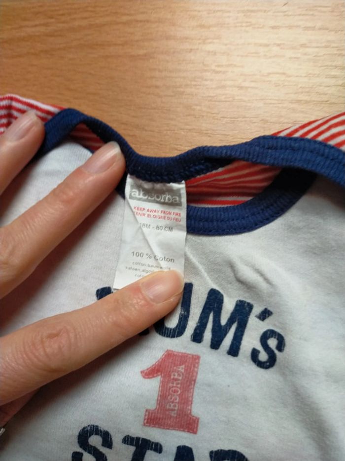 Lot 2 t-shirts absorba 18 mois - photo numéro 5