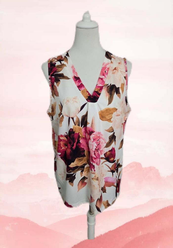 Blouse sans manches fleurie, Sans marque, taille 1 XL (48) - photo numéro 2