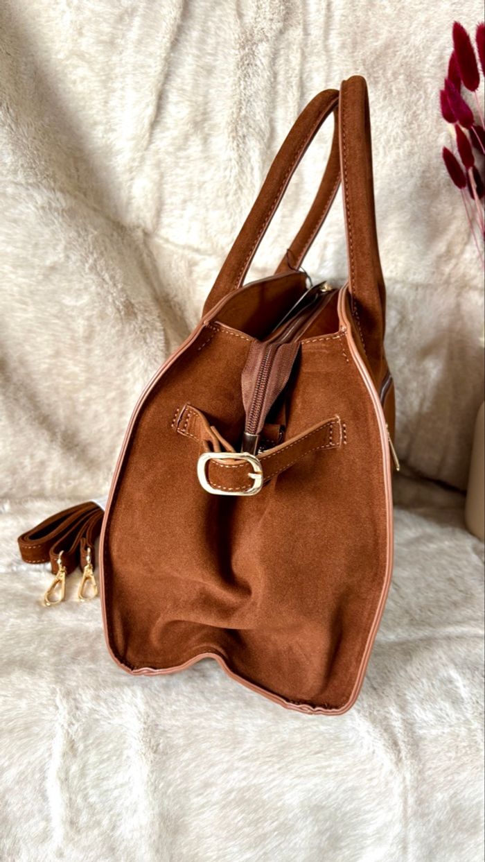 Sac à main Flora & Co camel neuf avec étiquette en suédine chic & pratique - photo numéro 3