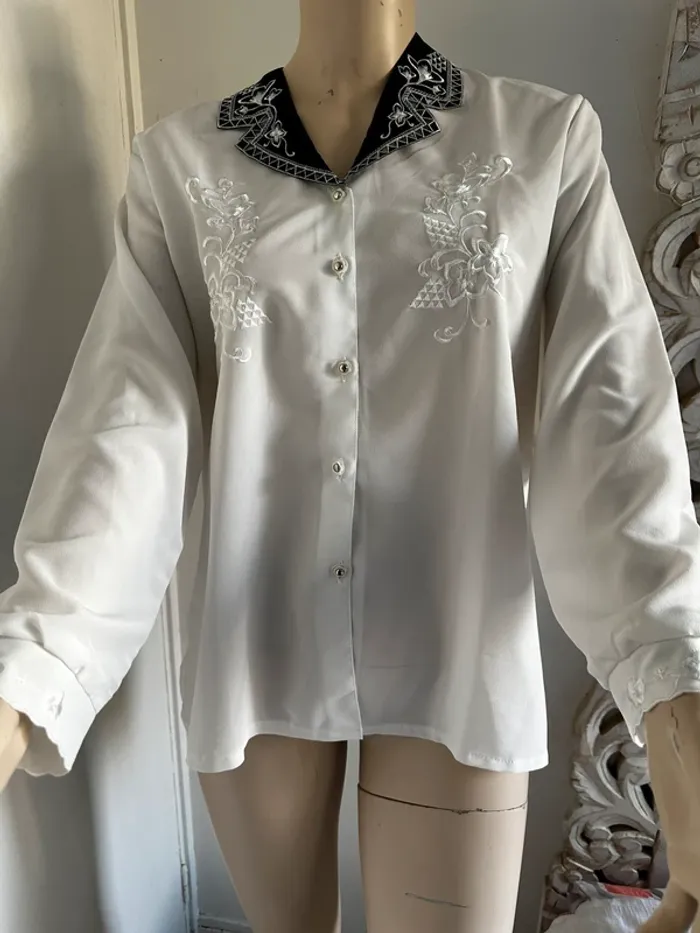 Chemise
