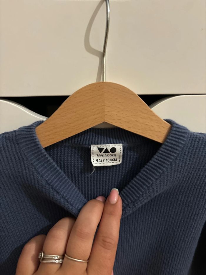 Pull tape à l’œil - photo numéro 2