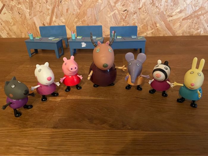 Idée cadeau 🎁 Grande classe d’école Peppa pig - photo numéro 4