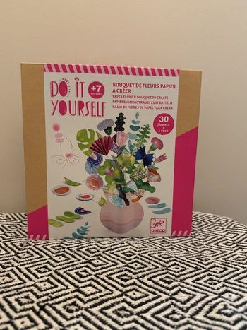 Djeco - Atelier créatif "Bouquet de fleurs papier à créer" Dès 7 ans