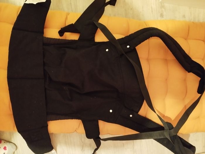 Porte bébé Momcozy - photo numéro 3